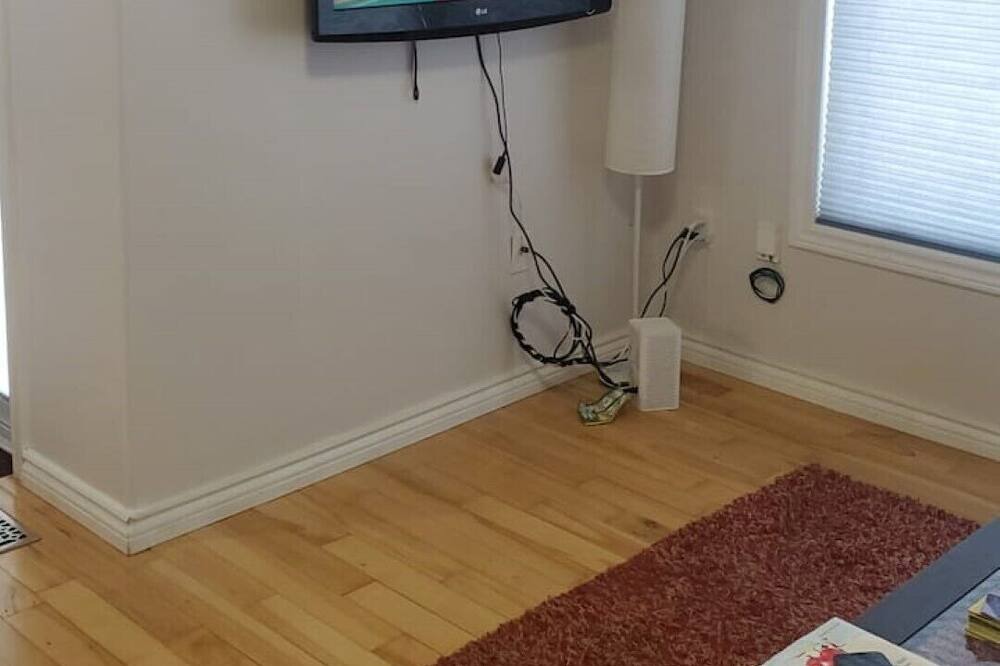 Photo of Livingroom in Brantford