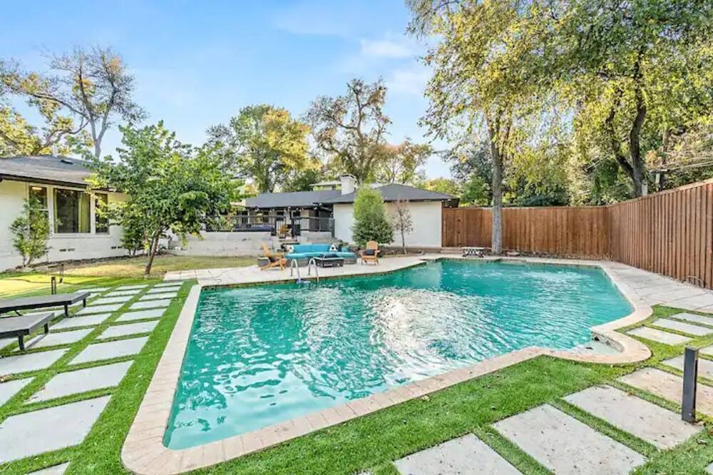 Photo of Outdoor in North Dallas