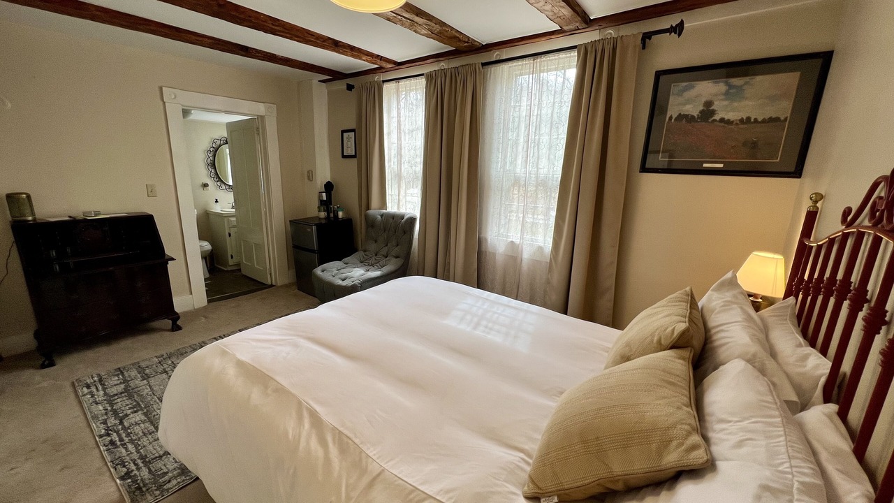 Photo of Bedroom in Strafford