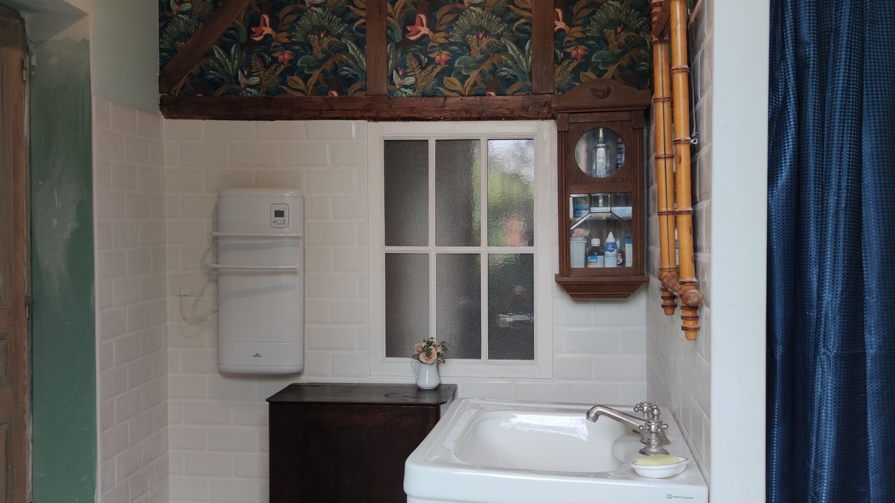 Photo of Bathroom in Mirepoix