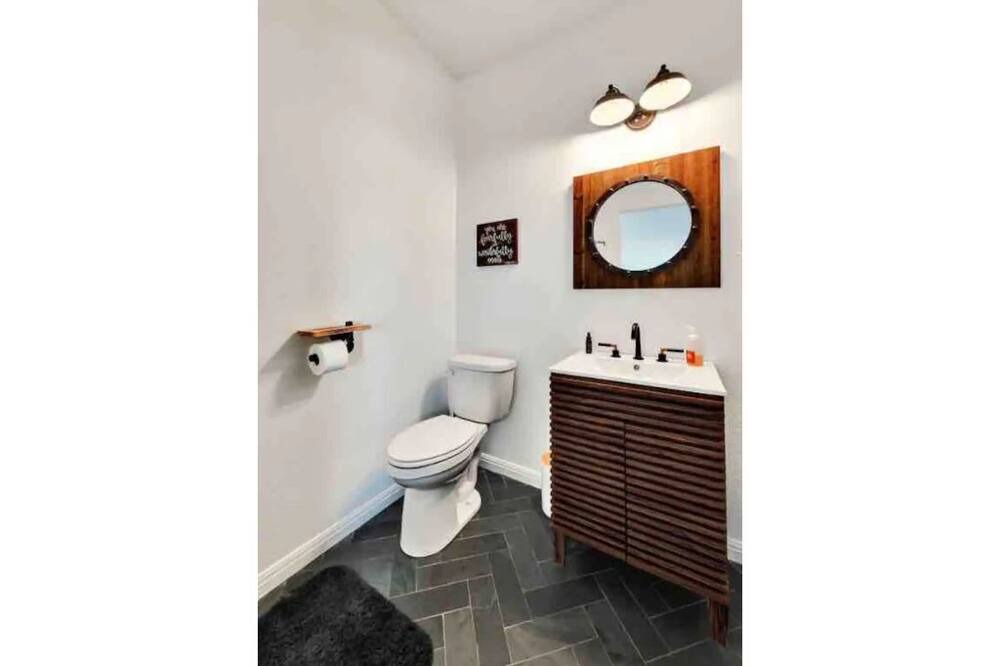 Photo of Bathroom in Moody