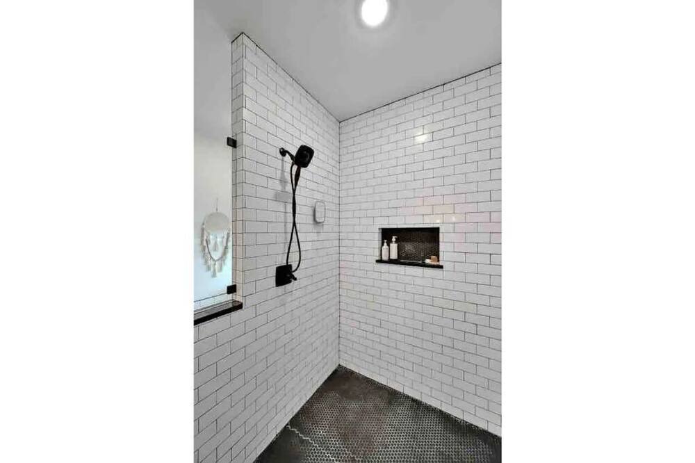 Photo of Bedroom in Moody