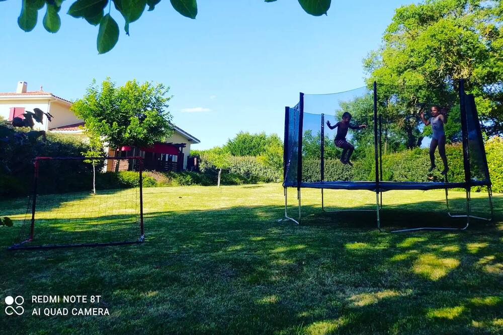 Photo of Outdoor in Lussan