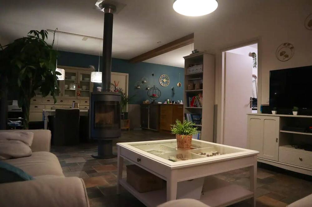 Photo of Livingroom in Lussan