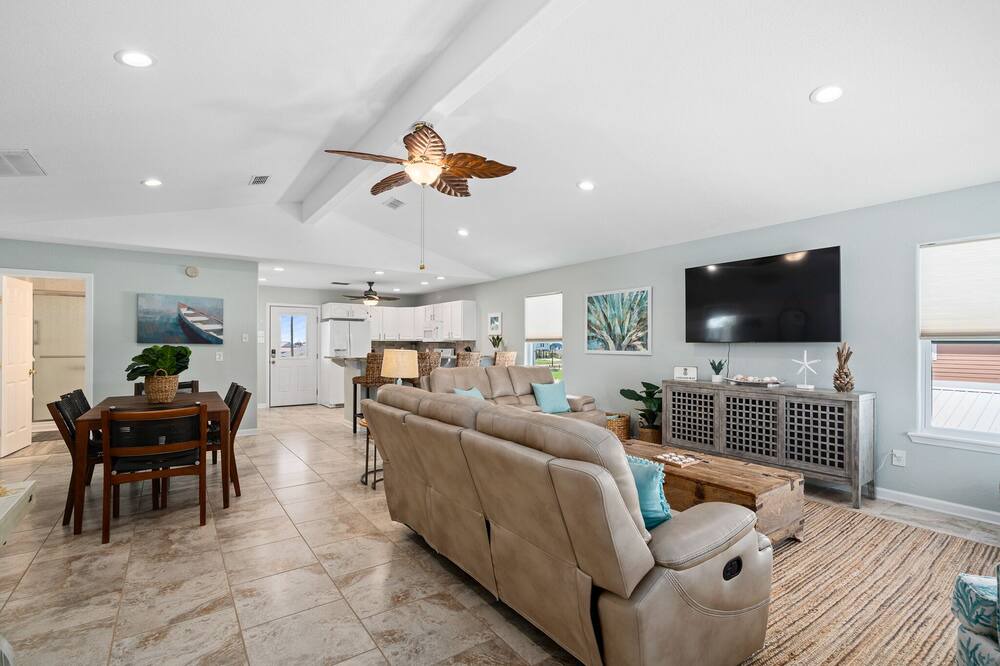 Photo of Bedroom in Rockport