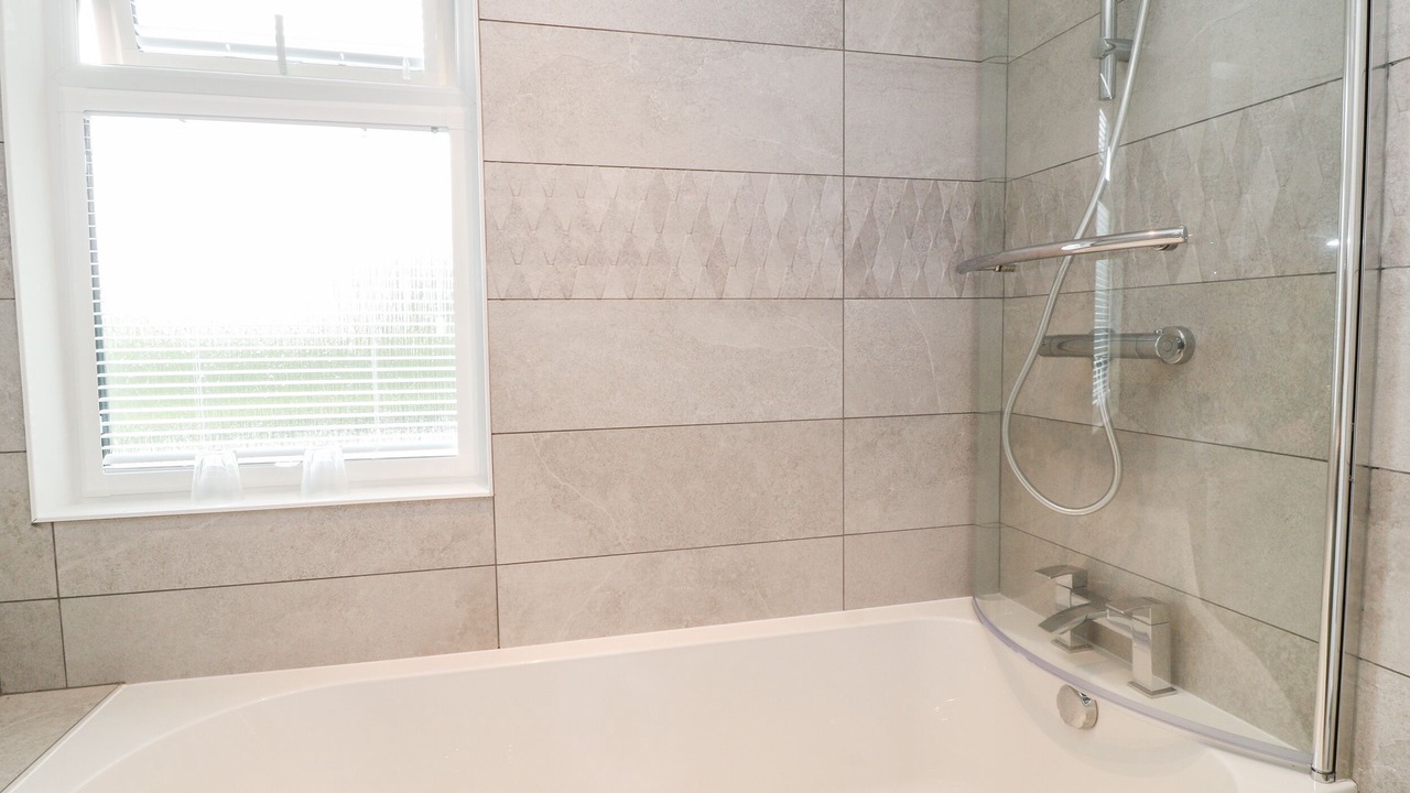 Photo of Others in Black Torrington