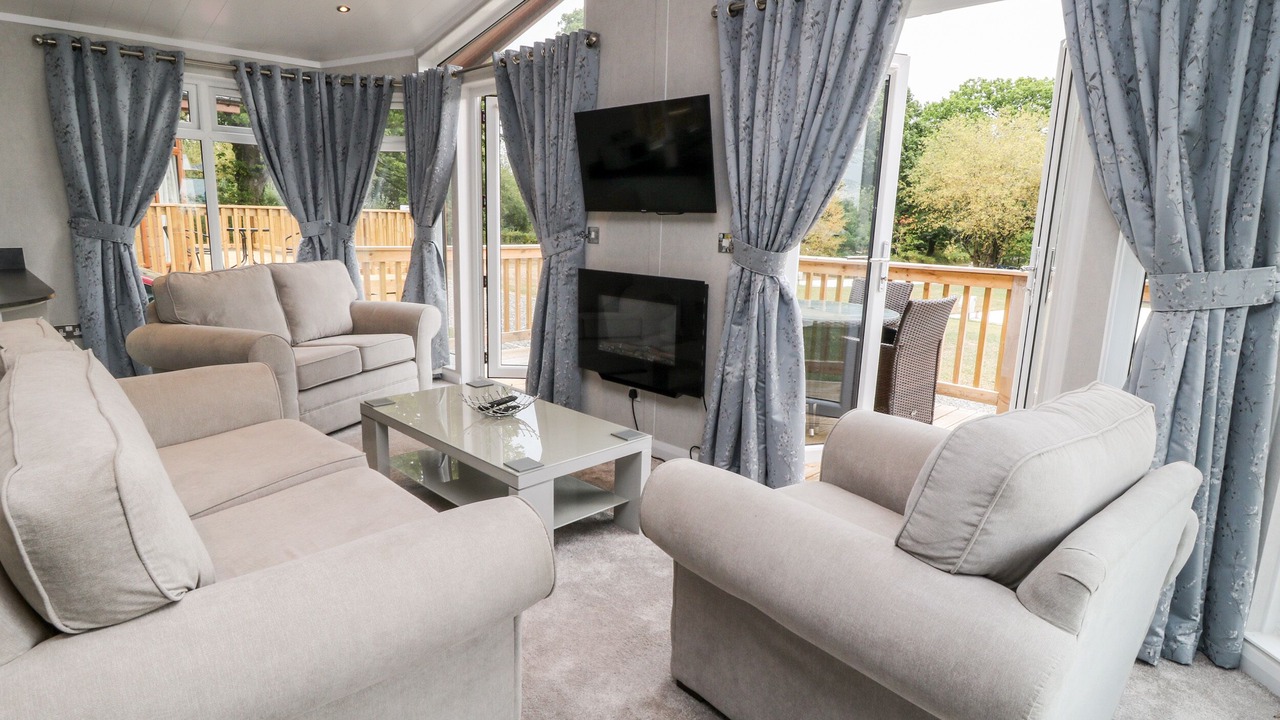 Photo of Others in Black Torrington