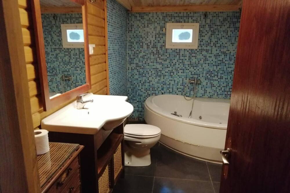 Photo of Bathroom in Riudoms