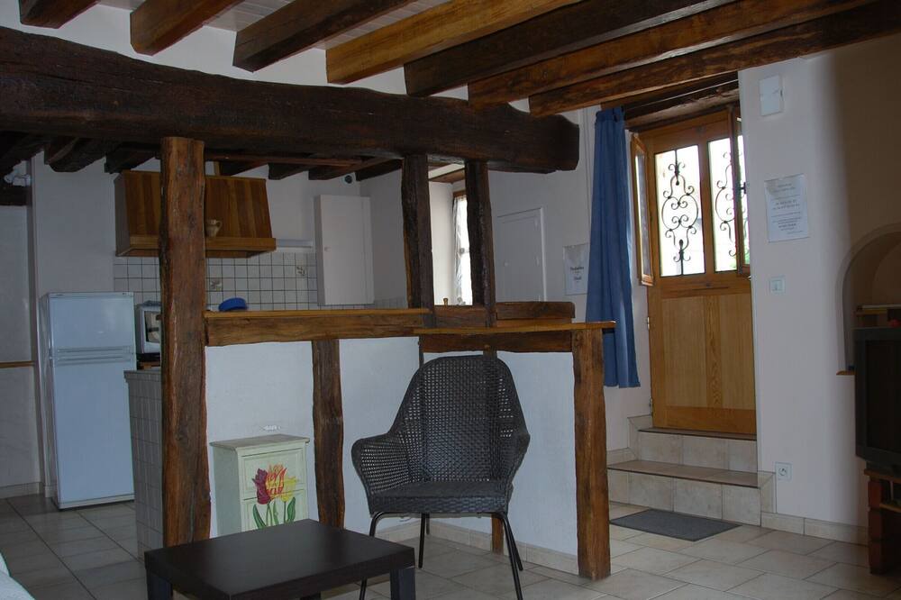 Photo of Livingroom in Neuville-aux-Bois