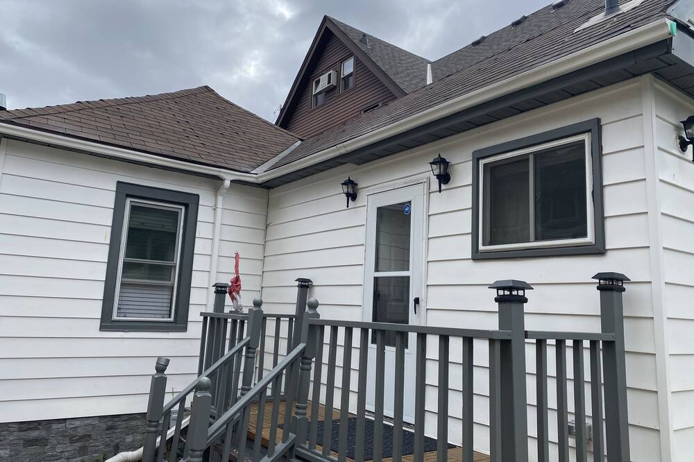Photo of Outdoor in Hamilton