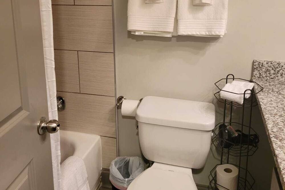 Photo of Bathroom in Eastwood
