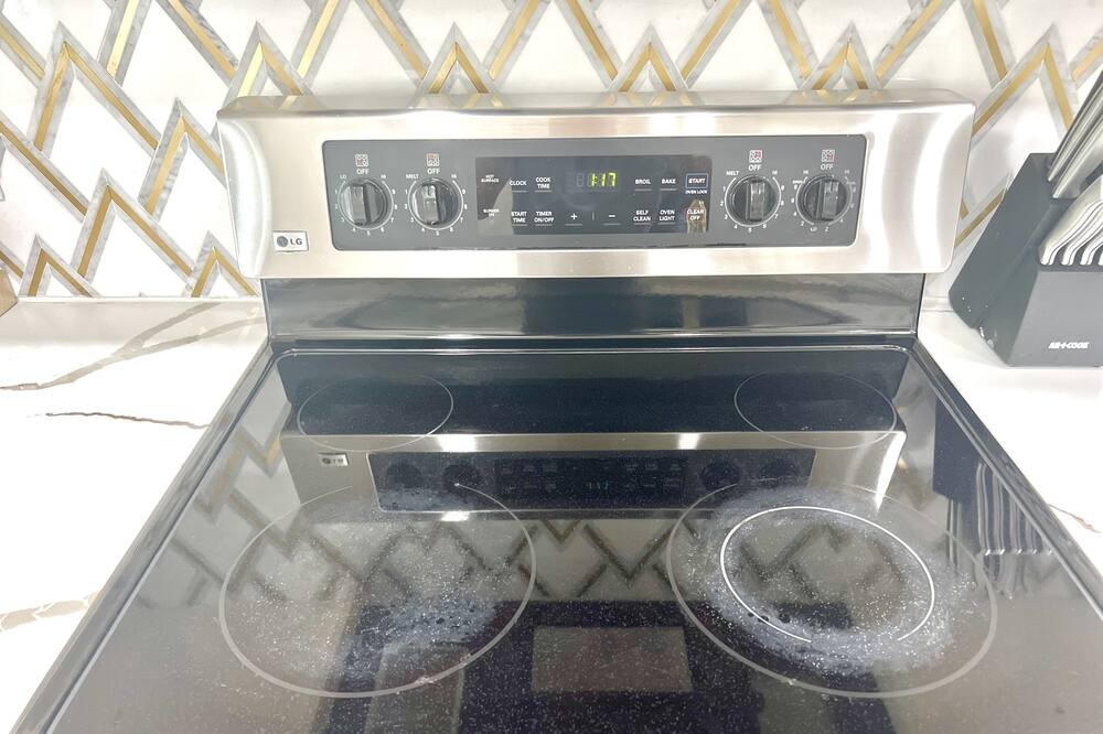 Photo of Kitchen in Southhampton Hills