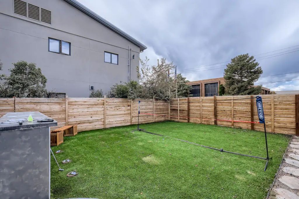 Photo of Outdoor in Barths