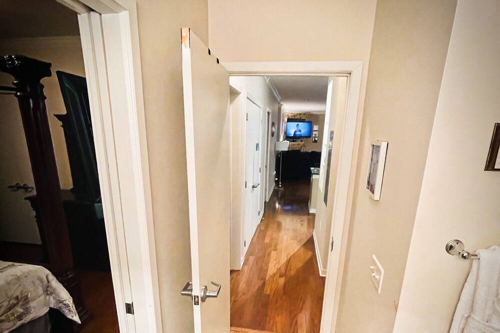 Photo of Bathroom in Pinch District