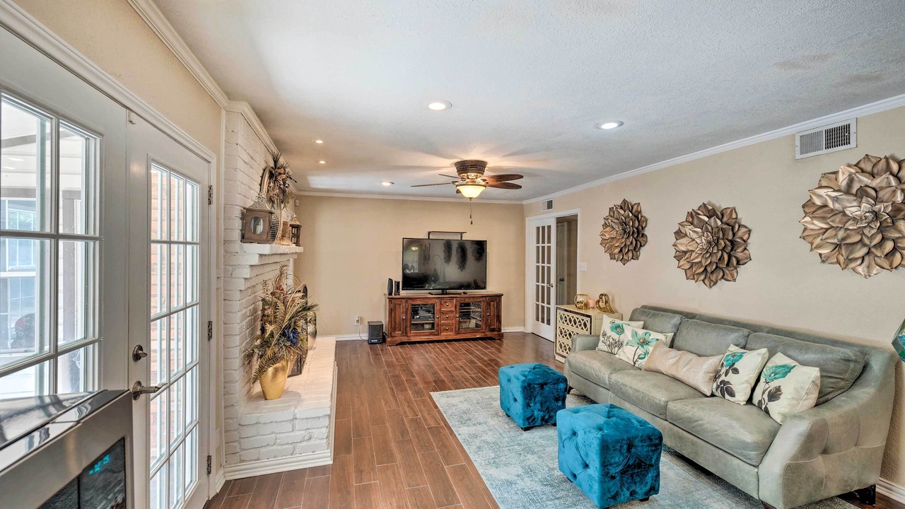Photo of Livingroom in Meadowbrook