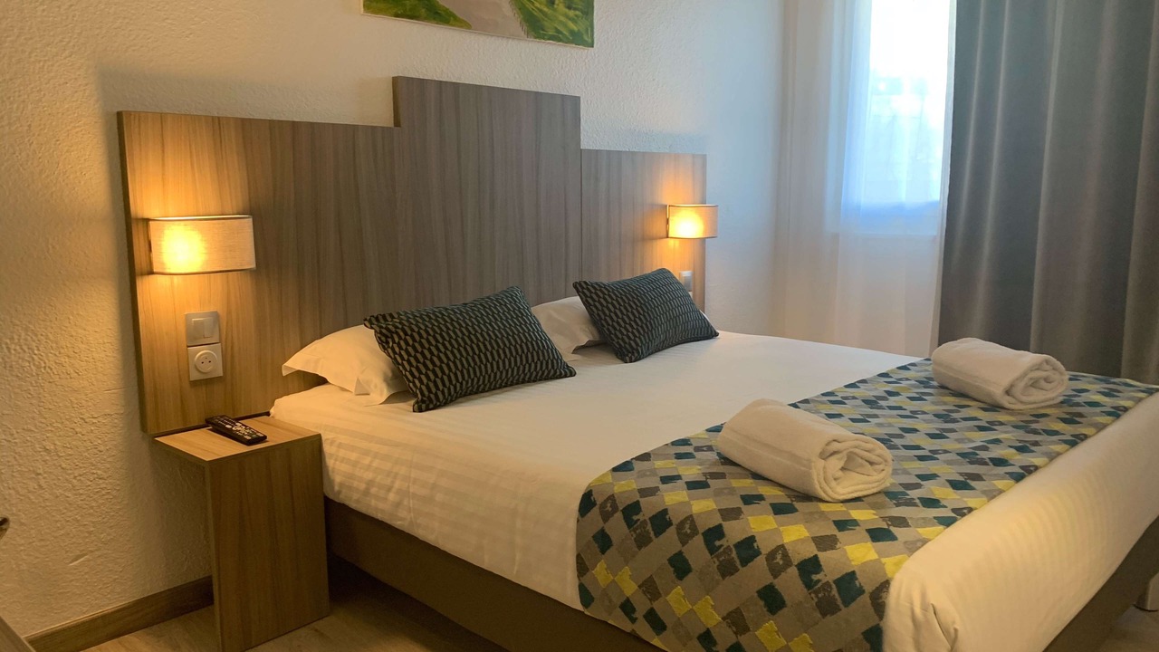 Photo of Bedroom in Saint-Etienne