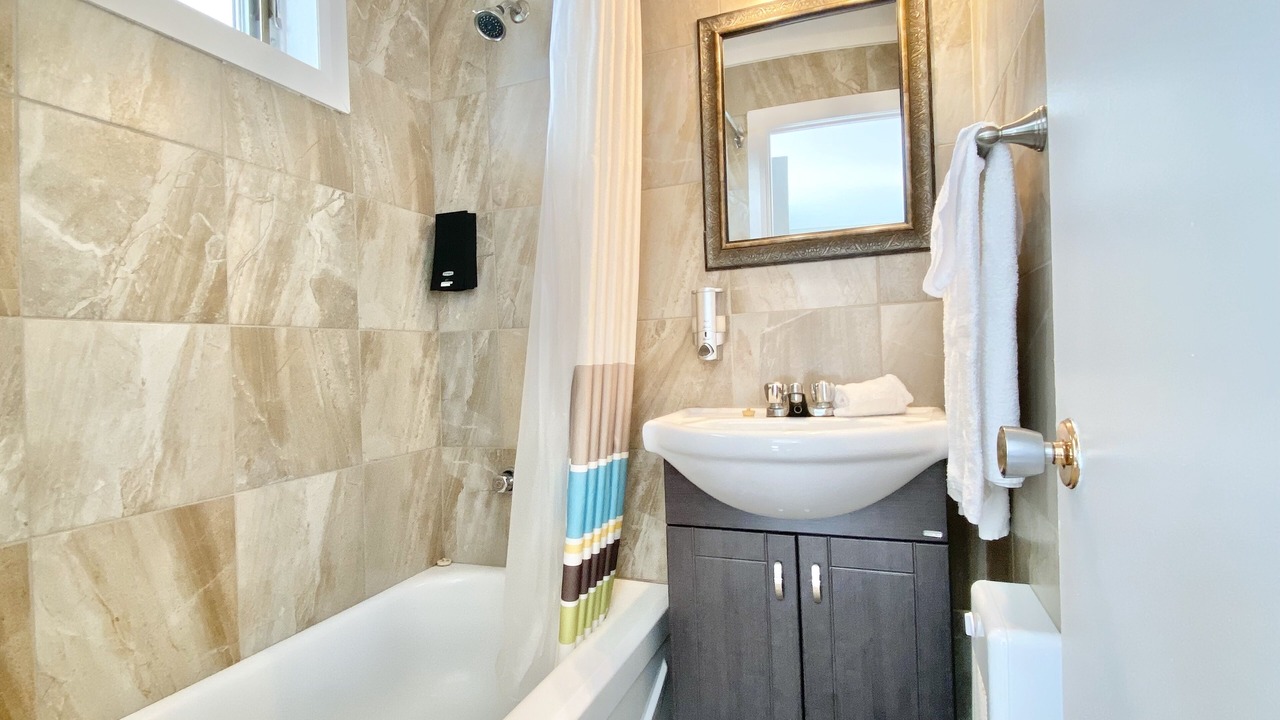 Photo of Bathroom in Berthier-sur-Mer
