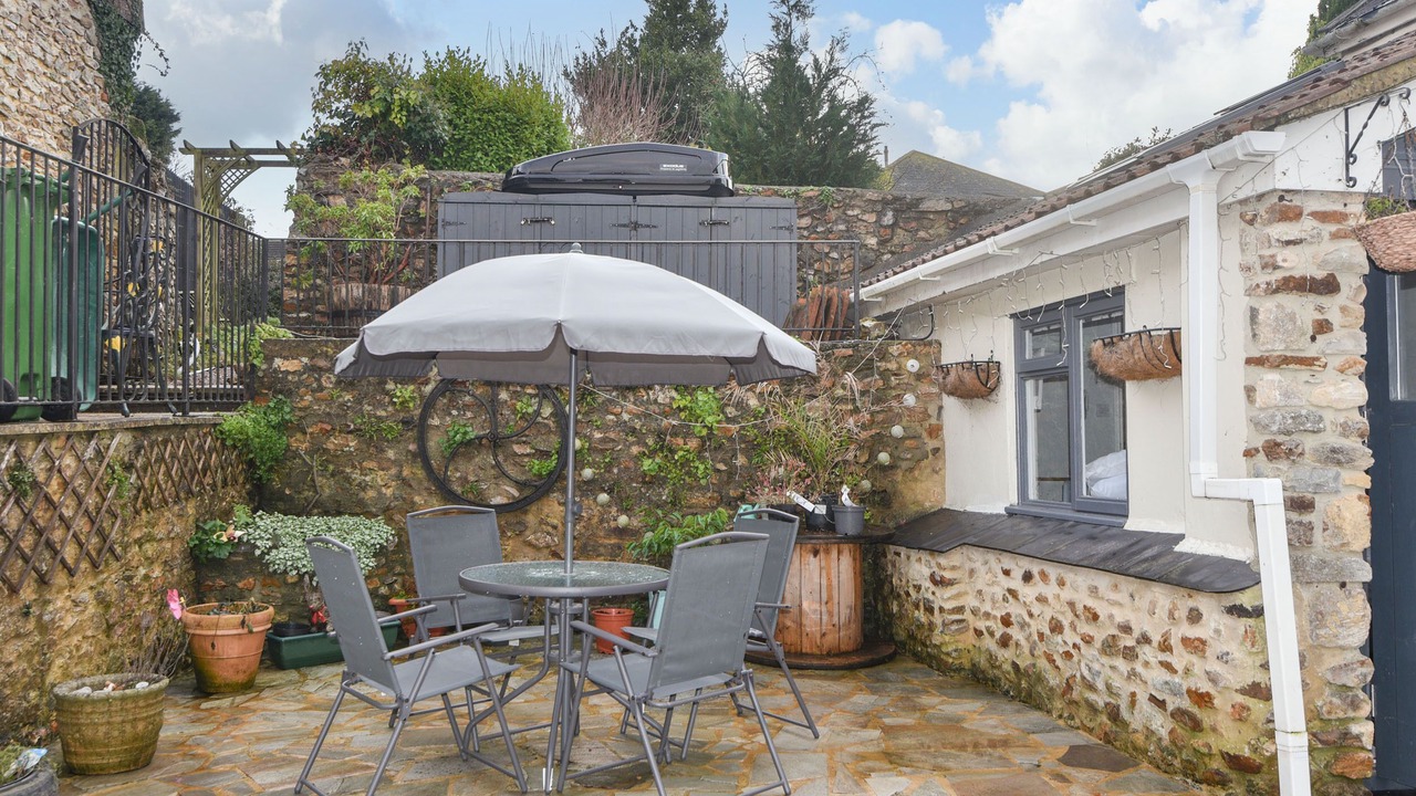 Photo of Others in Colyton