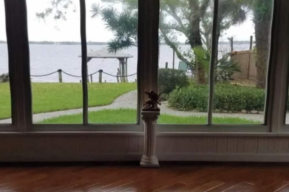 Photo of Outdoor in Tropic