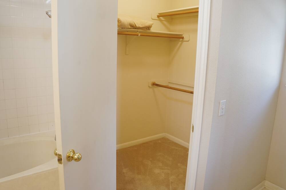 Photo of Bedroom in Stony Ridge North