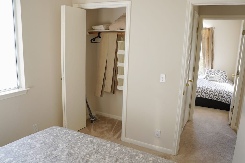 Photo of Bedroom in Stony Ridge North