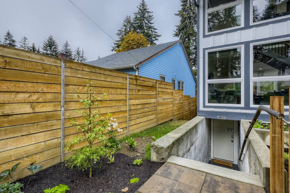 Photo of Outdoor in Broadview