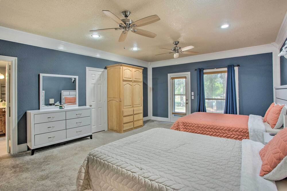 Photo of Bedroom in Quinlan