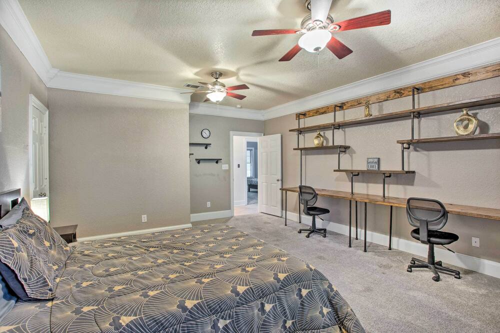 Photo of Bedroom in Quinlan