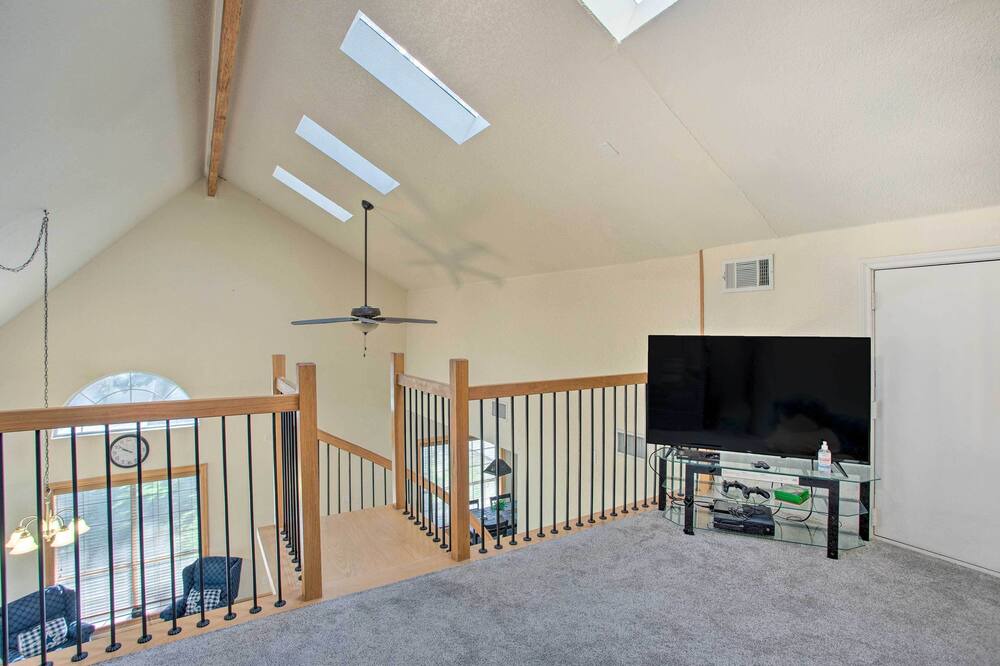 Photo of Bedroom in Quinlan