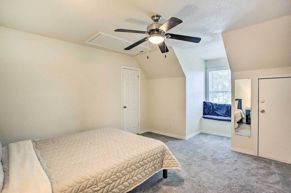 Photo of Bedroom in Quinlan