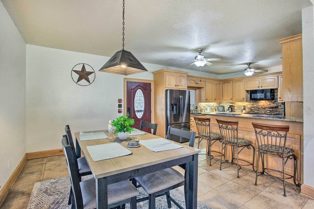 Photo of Kitchen in Quinlan