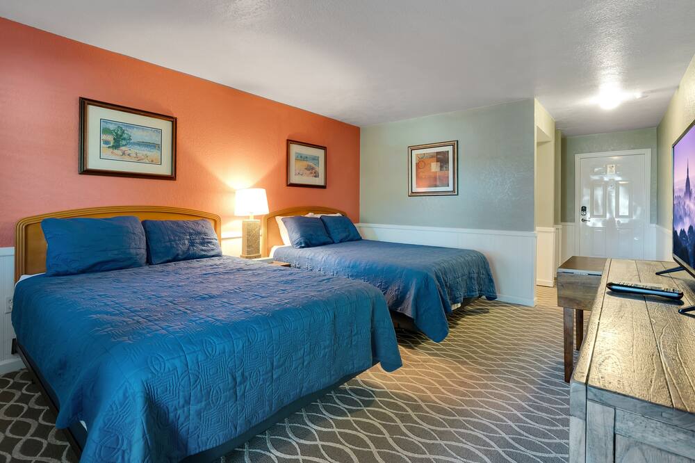Photo of Bedroom in Steinhatchee