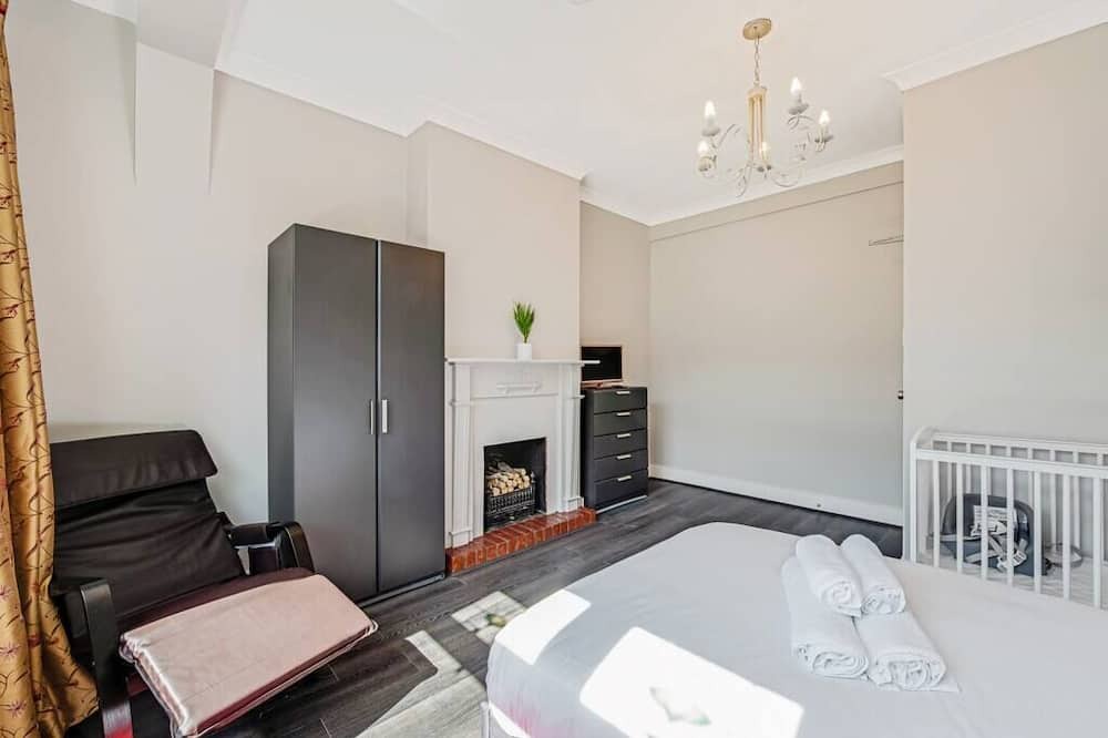 Photo of Others in Gipsy Hill