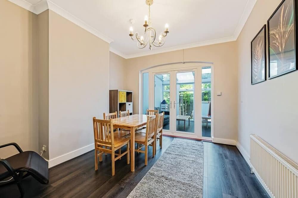 Photo of Others in Gipsy Hill