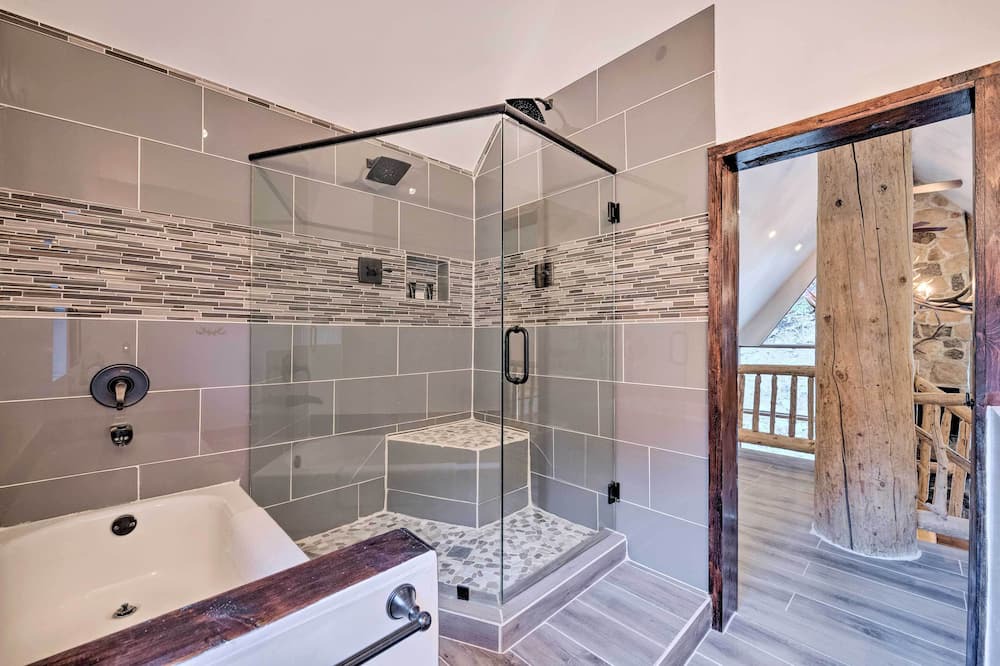 Photo of Bathroom in Fruitland