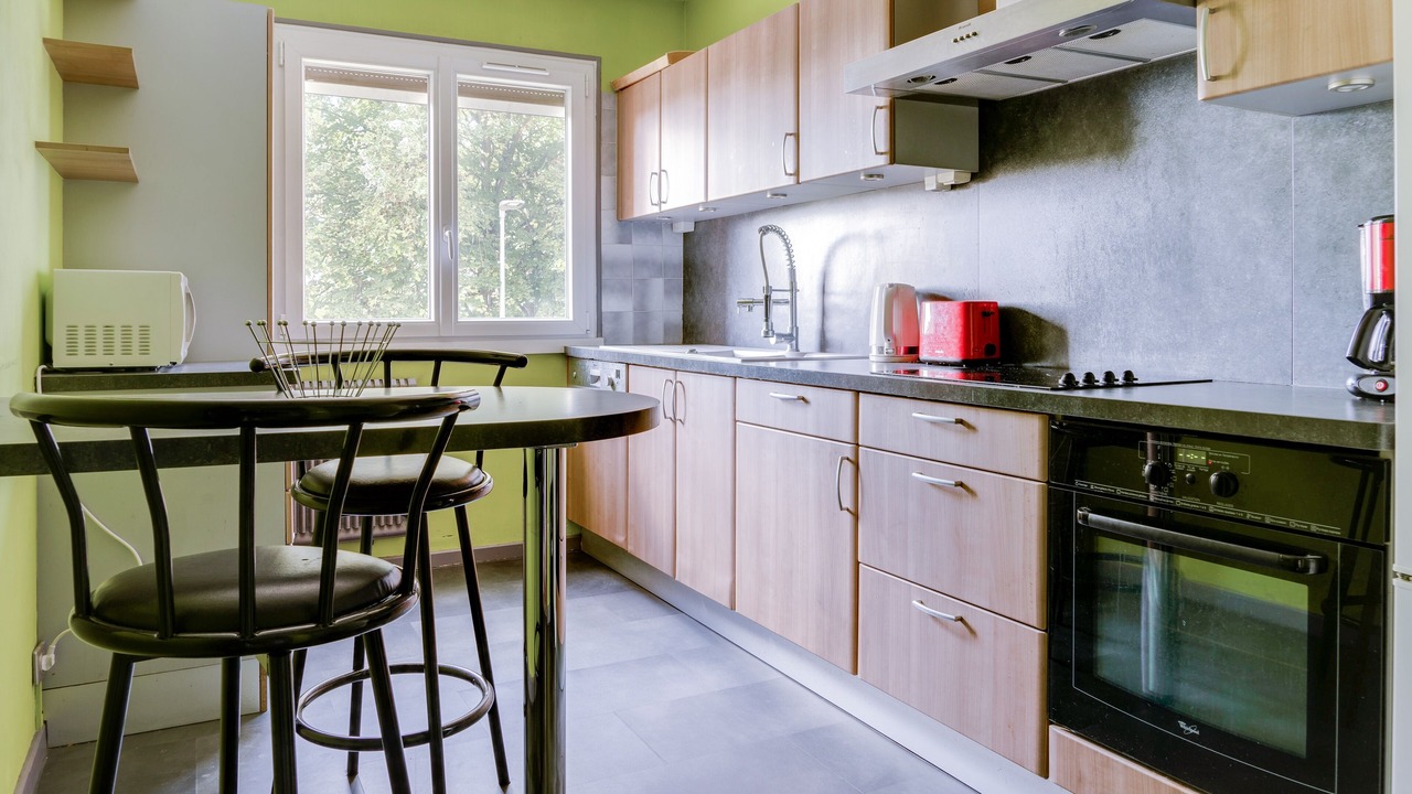 Photo of Kitchen in Quartier Grieu-Vallon Suisse-Saint-Hilaire