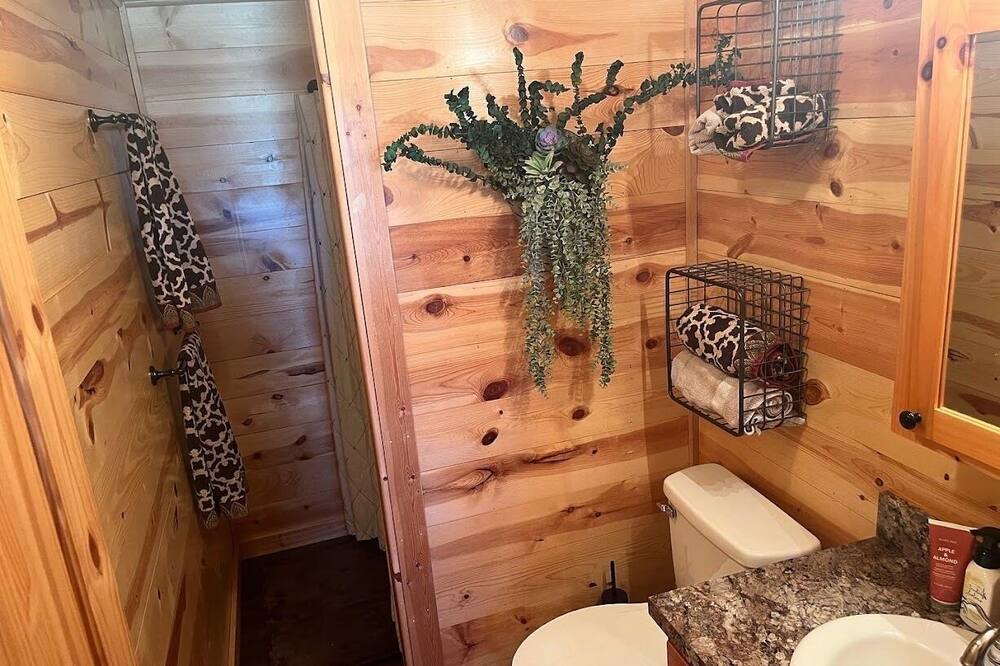 Photo of Bathroom in Morgan Mill