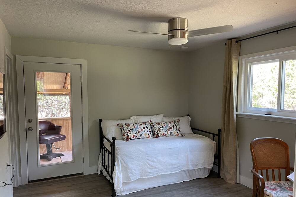 Photo of Bedroom in San Marcos