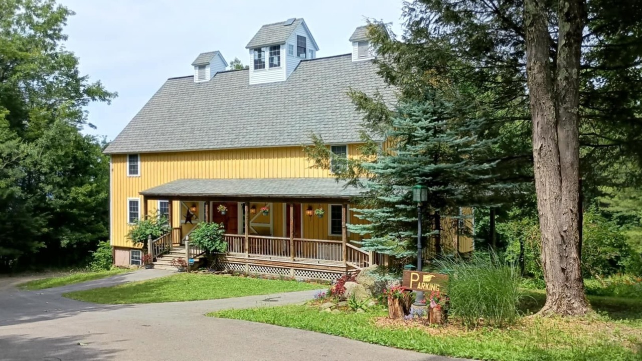 Photo of Outdoor in Etna