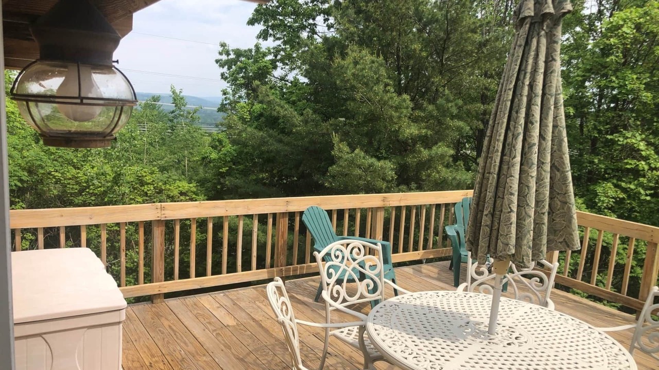 Photo of Patio Balcony in Etna