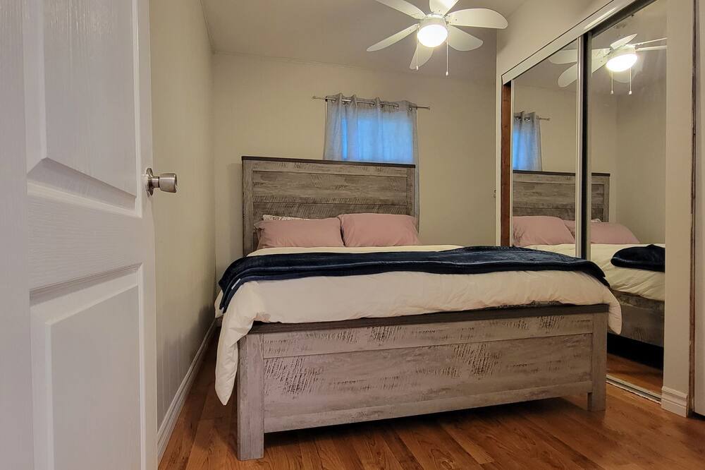 Photo of Bedroom in Omemee