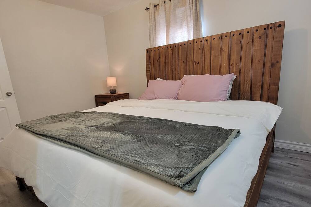 Photo of Bedroom in Omemee