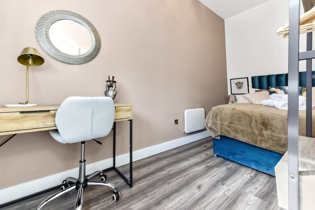 Photo of Others in Crouch End