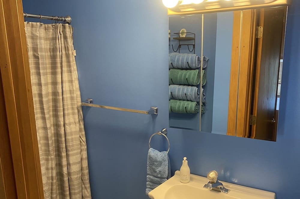 Photo of Bathroom in Hyde Park