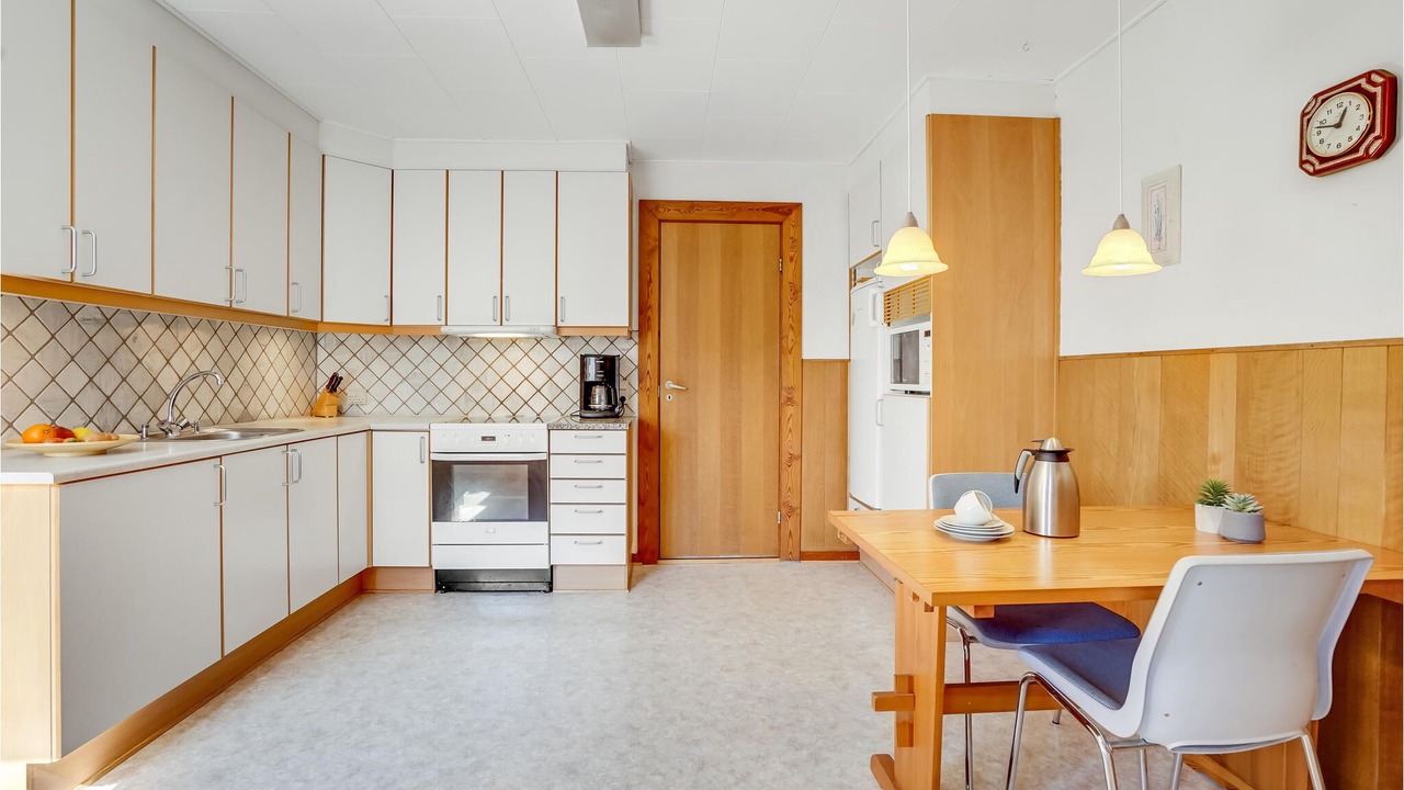 Photo of Others in Arø