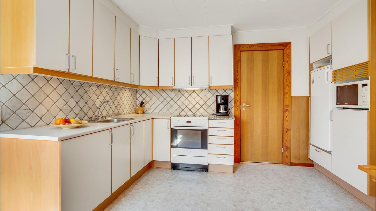 Photo of Others in Arø