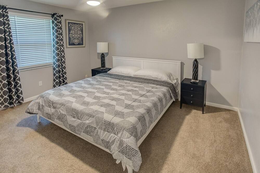 Photo of Bedroom in Swansea