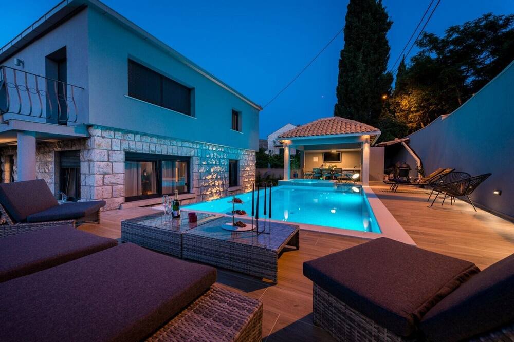 Photo of Outdoor in Lapad