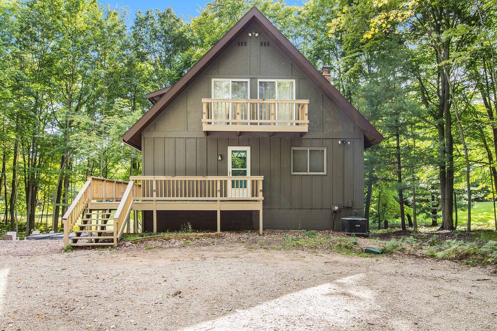 Photo of Outdoor in Canadian Lakes