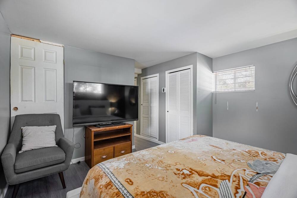 Photo of Bedroom in Mascouche
